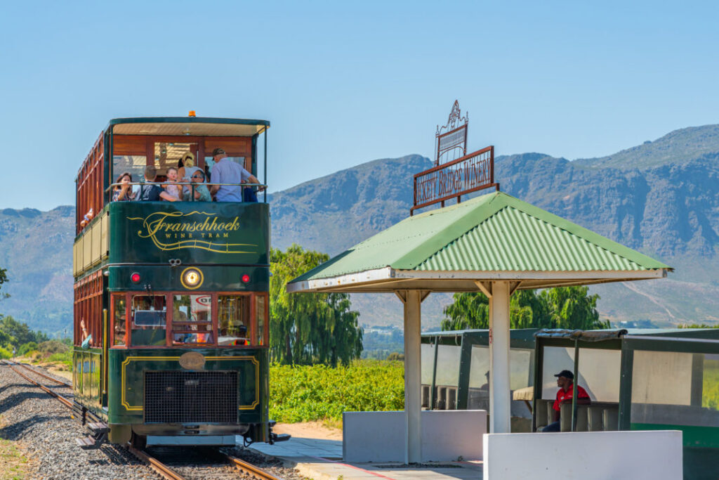 Stacja Rickety Bridge Winery tramwaju turystycznego w dolinie Franschhoek - RPA