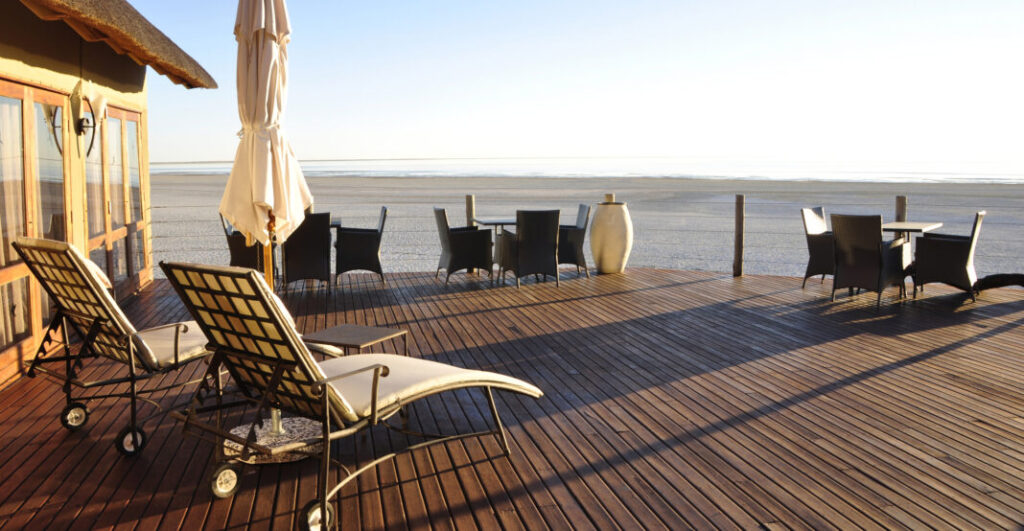 Obóz Onkoshi w pobliżu Namutomi w Parku Narodowym Etoszy - Namibia