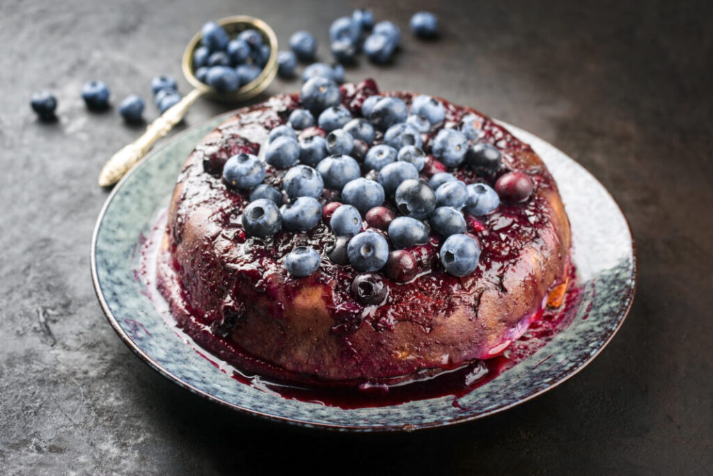 Tradycyjna francuska tarta aux myrtilles