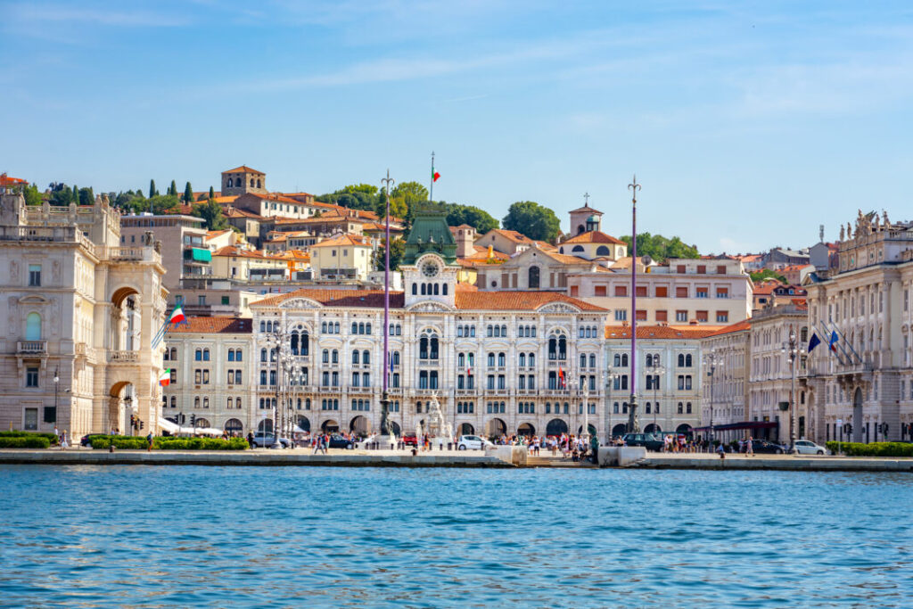 Ratusz na placu Unita d'Italia w Trieście