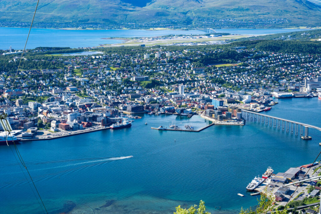 Widok Tromsø z góry Storsteinen - Norwegia