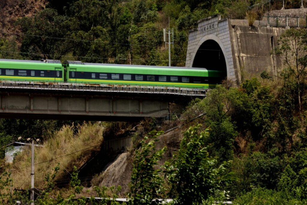 Kolej Chińsko-Laotańska